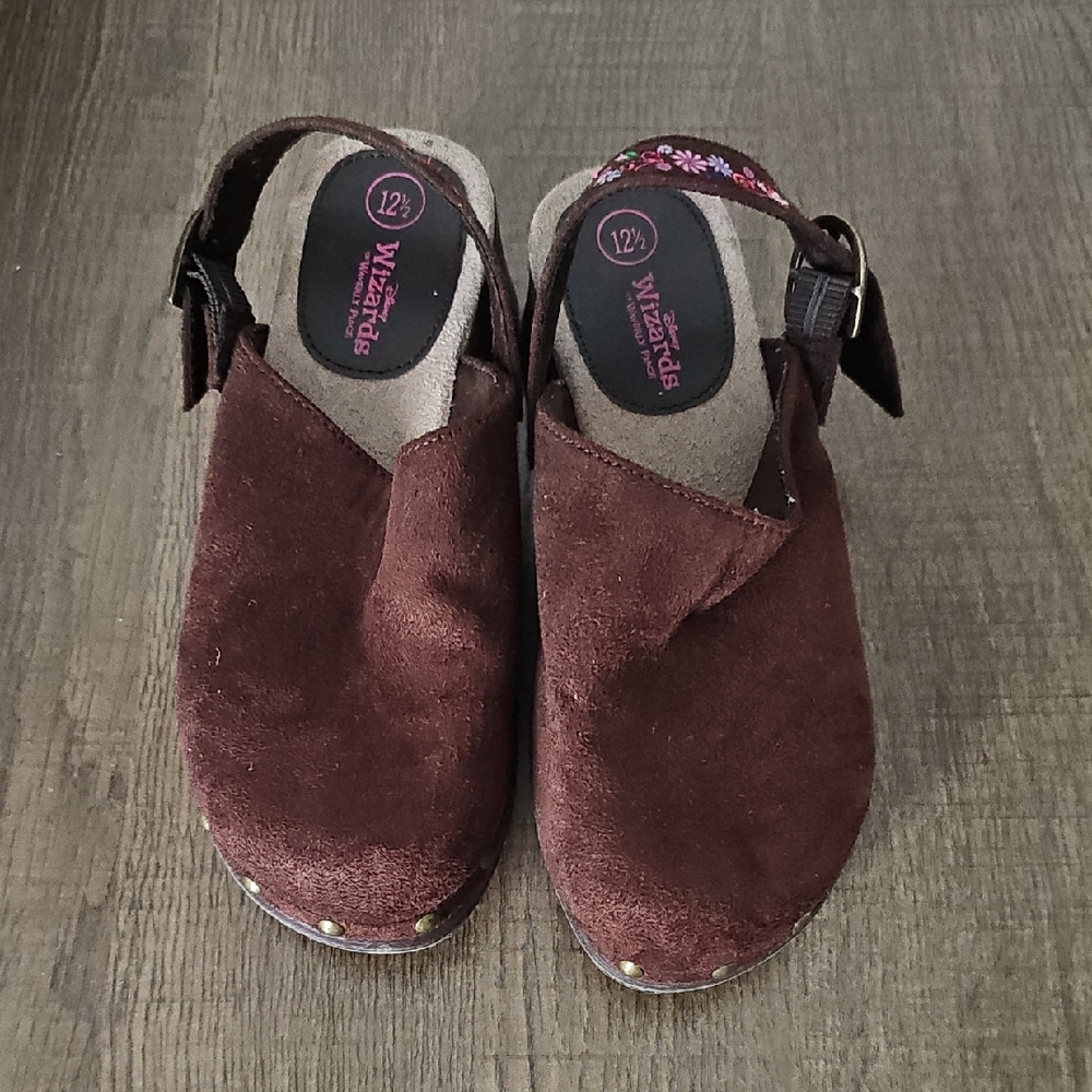 Girls Clogs
